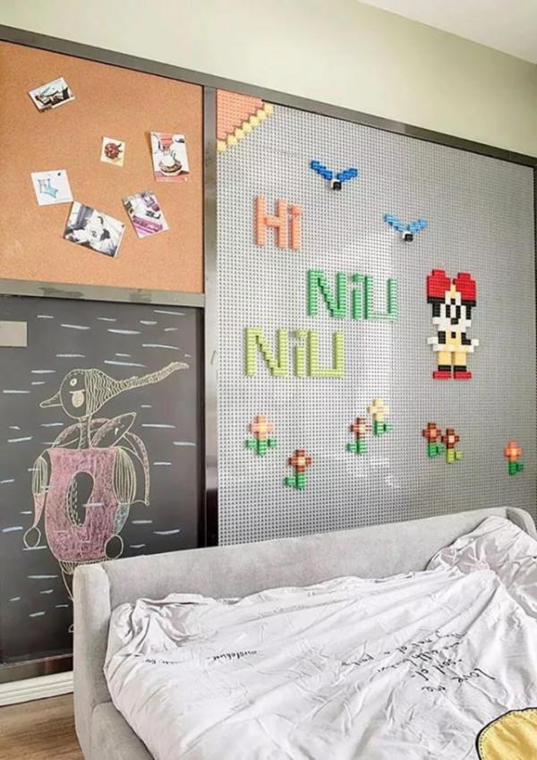 107平現代風三居室,樂高牆、黑板牆、照片牆合三為一,絕了 107平現代風三居室,樂高牆、黑板牆、照片牆合三為一,絕了