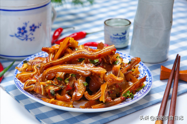 2022年夜飯，分享8道經典下酒菜，涼熱葷素都有，都是老酒鬼最愛