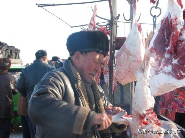 冬至到，不管有錢沒錢，吃2菜，食2肉，飲2茶，忌2味，健康過冬