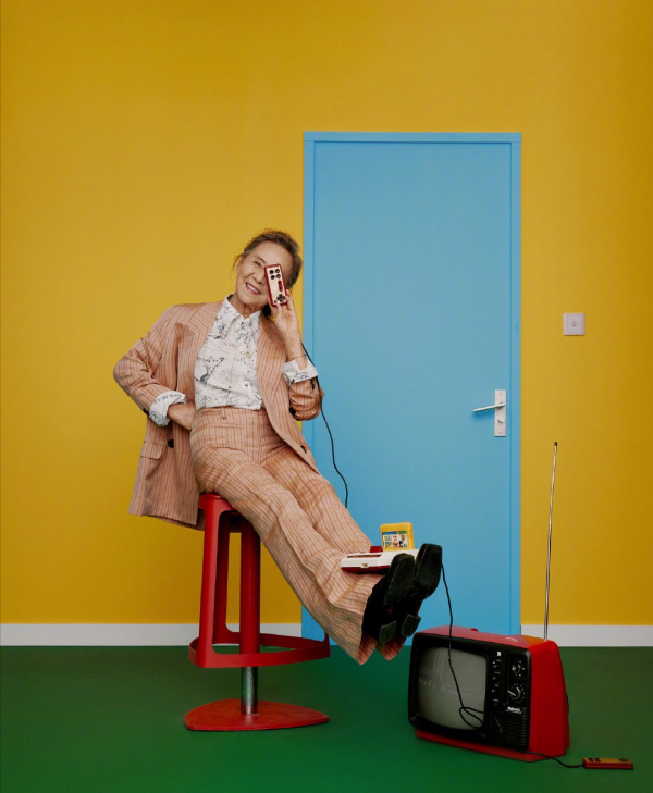 83歲奶奶穿30年前的“舊衣服”，時髦又減齡，網友：突然不怕老了