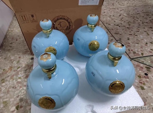 過年過節，這4款白酒都買點，純糧好喝不上頭，走親訪友添福氣