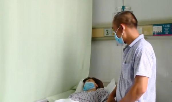 男子不顧家人反對，花光積蓄救助患癌前妻，前妻卻堅決不與他復婚