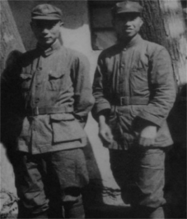 抗戰時期，八路軍留守處共有九個團團長都是誰，後被授予什麼軍銜