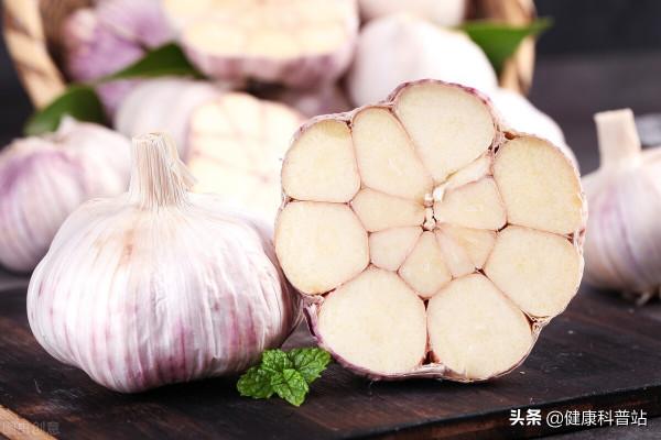 推薦給抽菸喝酒男性朋友的10種養生食物 推薦給抽菸喝酒男性朋友的10種養生食物