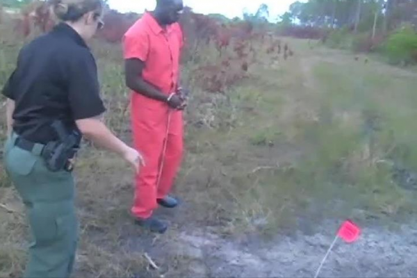 美國單身母親6年前失蹤遇害，警方抓獲真兇後，卻被他反覆套路