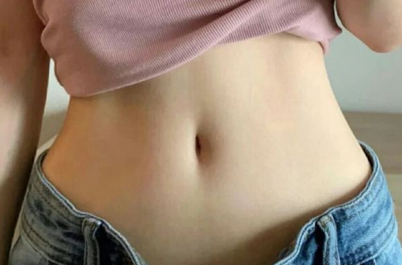 想要遠離妊娠紋,先要做好日常保養,簡單三步走,用過都說能淡化 想要遠離妊娠紋,先要做好日常保養,簡單三步走,用過都說能淡化