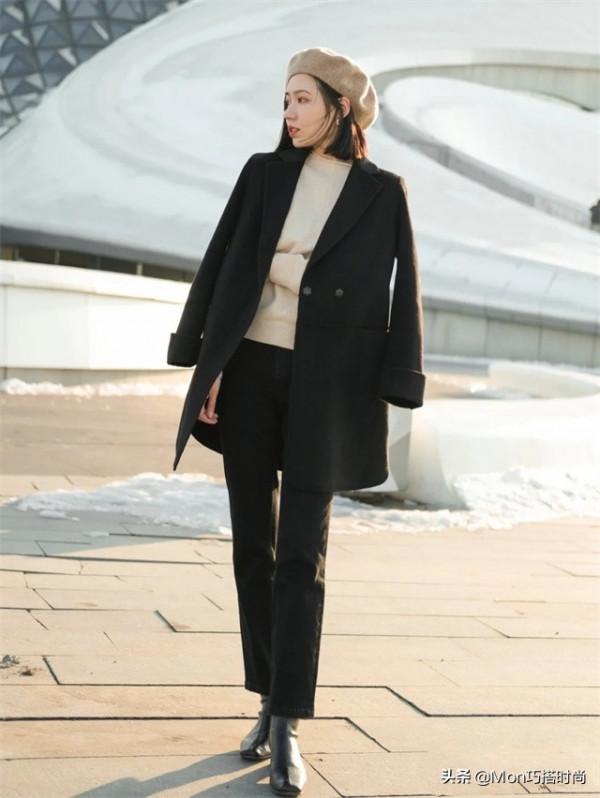 今冬火了一種靴子叫“方頭靴”，腳寬腿粗的女生也能駕馭，特顯瘦
