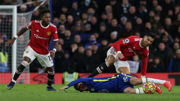 曼聯5名球員累積4黃,朗尼克排兵佈陣需注意洗牌 曼聯5名球員累積4黃,朗尼克排兵佈陣需注意洗牌