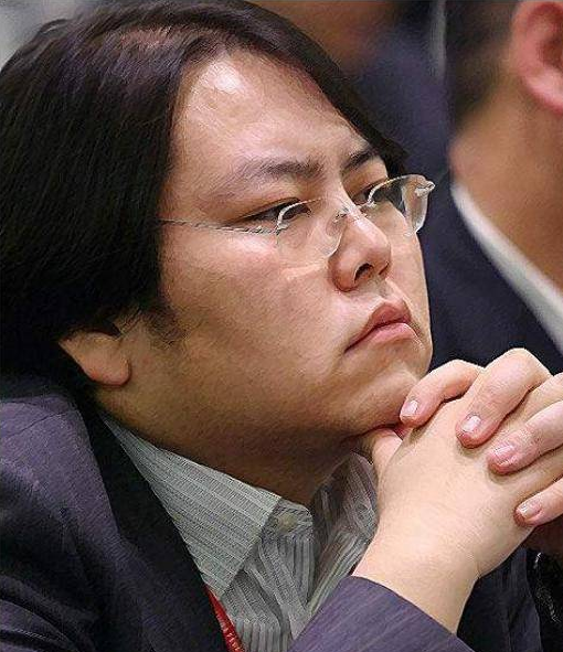 鋼鐵大王李春元：六個兒子均身價過億，一步走錯葬送百億帝國