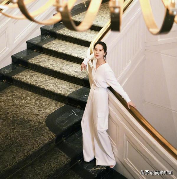 上了年紀的女人，建議少穿這3款“單品”，顯胖顯醜又廉價