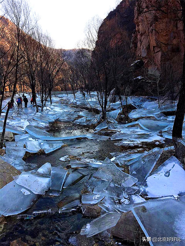 去北京神秘峽谷玩冰盆，約麼？