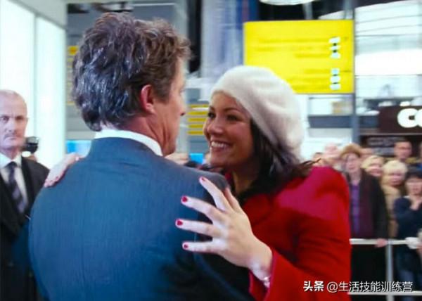 50個在電影中很常見但在現實生活中不可能出現的情節