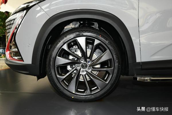 設計超前、配置先進,運動版車型更增色,長安UNI-T競爭力分析 設計超前、配置先進,運動版車型更增色,長安UNI-T競爭力分析