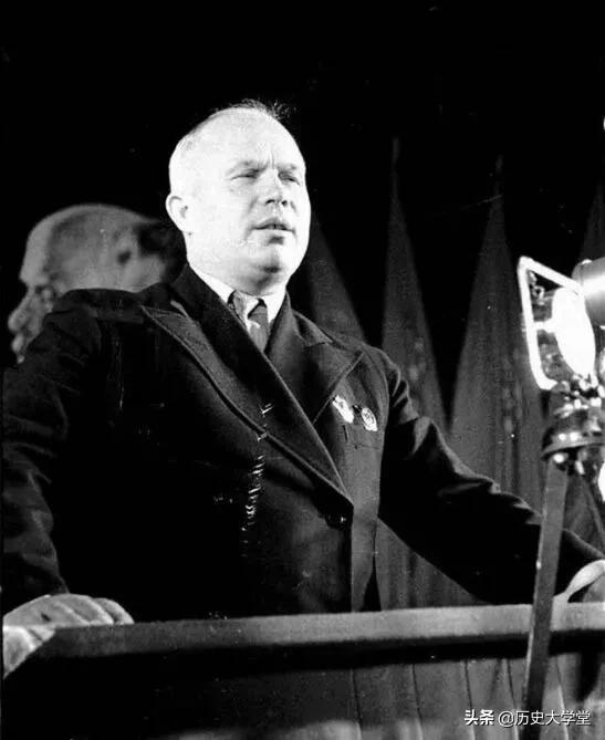 民主德國是華約組織國家，為何柏林境內會有美英法等北約駐軍