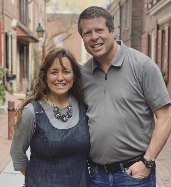 美國60後夫妻21年生下19個娃，現已有21個孫輩，這下養老不用愁了