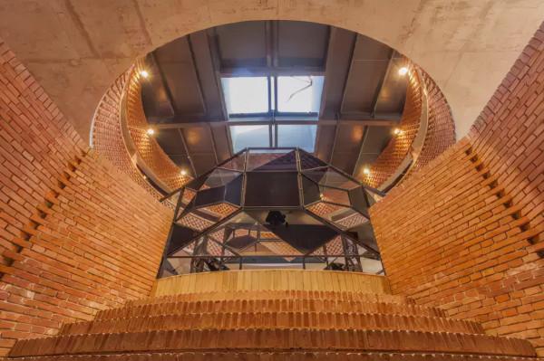 這才是紅磚該有的氣質