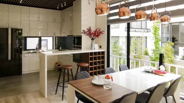 2層小洋房，三代人同住，有庭院有露臺，是多少人羨慕的生活狀態