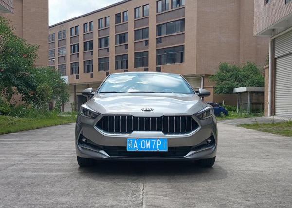 試駕起亞K3頂配，1.4T引擎不夠強勢，底盤過濾能力平庸！