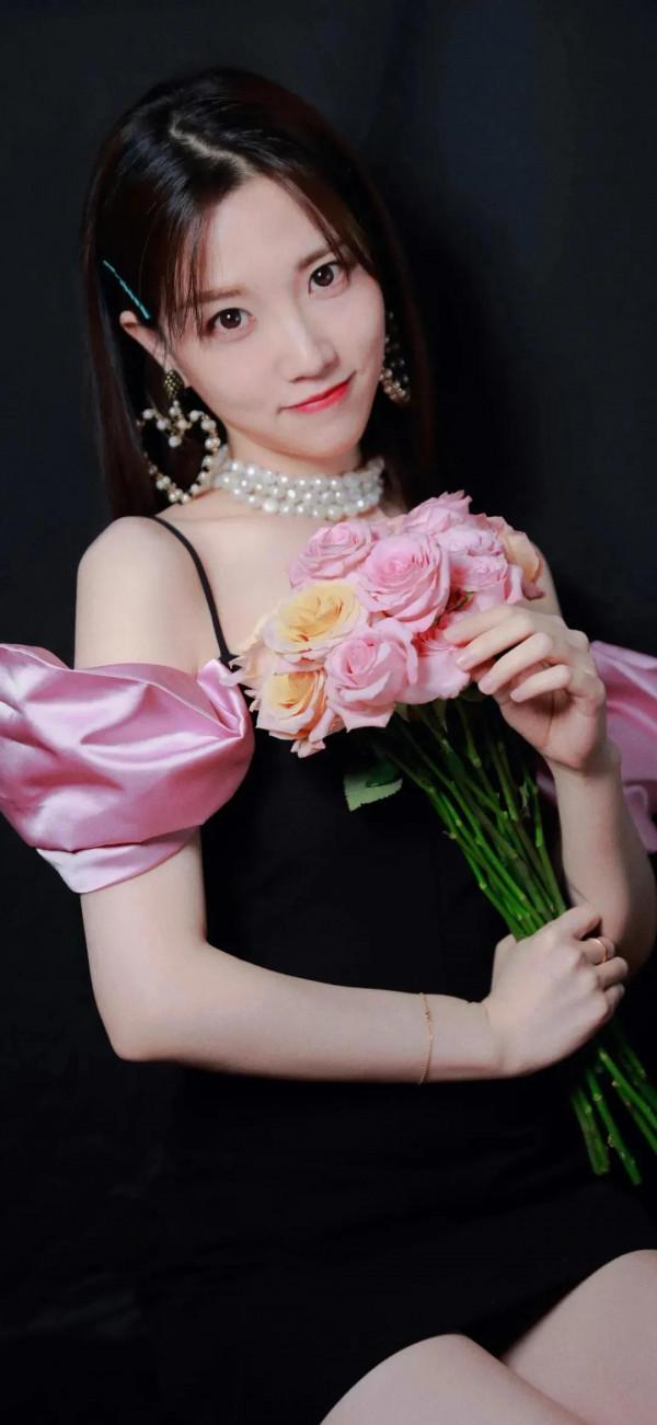 張純燁 全面屏 腿精桌布 張純燁 全面屏 腿精桌布