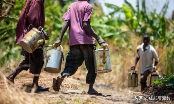 非洲菸農:被資本與菸葉綁架的一生 非洲菸農:被資本與菸葉綁架的一生