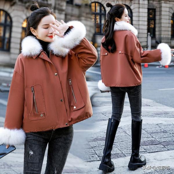 冬日“大毛領派克服棉衣”穿搭,端莊優雅又時髦,穿上洋氣極了 冬日“大毛領派克服棉衣”穿搭,端莊優雅又時髦,穿上洋氣極了