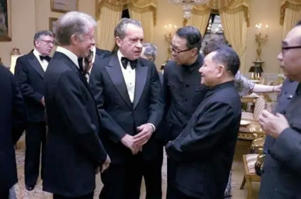 1979年,鄧小平訪美僅帶8名保鏢,9天內多次遇襲,如何化險為夷? 1979年,鄧小平訪美僅帶8名保鏢,9天內多次遇襲,如何化險為夷?