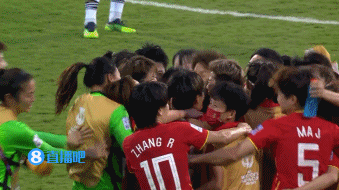 率領女足逆轉奪冠！水慶霞賽後振臂慶祝
