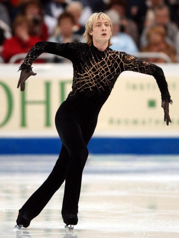 “冰王子”普魯申科,四屆冬奧會4枚獎牌,用汗水書寫冰上傳奇 “冰王子”普魯申科,四屆冬奧會4枚獎牌,用汗水書寫冰上傳奇