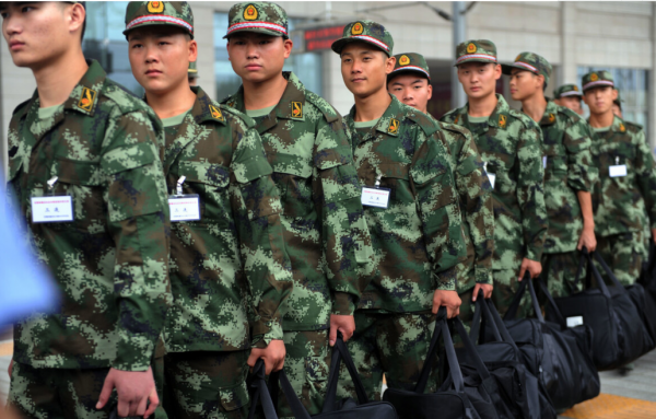 當兵退伍之後,40萬退伍費和事業單位二選一,兵哥哥的選擇很現實 當兵退伍之後,40萬退伍費和事業單位二選一,兵哥哥的選擇很現實