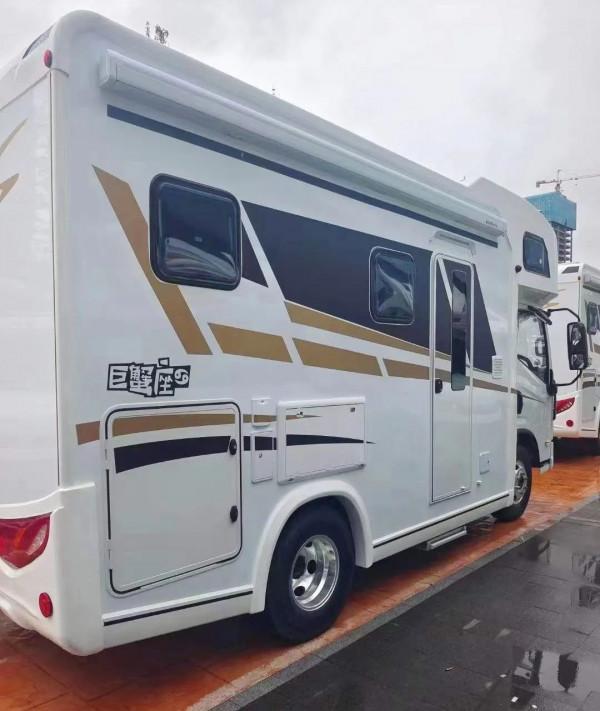 ​大塊頭也有柔軟心:駿馳巨蟹座房車 平頭設計+躍進底盤 穩定踏實 ​大塊頭也有柔軟心:駿馳巨蟹座房車 平頭設計+躍進底盤 穩定踏實