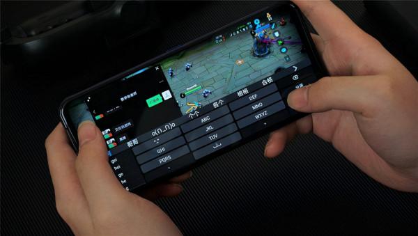 聯想有點“虎”，18G+256G宣佈降1300元，5500mAh+八指操控