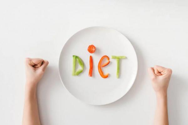 模擬斷食或許真能抗癌！人體研究首次證實，模擬斷食飲食能&OpenCurlyDoubleQuote;餓死&rdquo;癌症患者體內的免疫抑制細胞，營造更有利的免疫環境丨臨床大發現