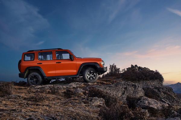 坦克300、路虎衛士、北汽BJ40...這幾款SUV不愧是拖掛房車首選