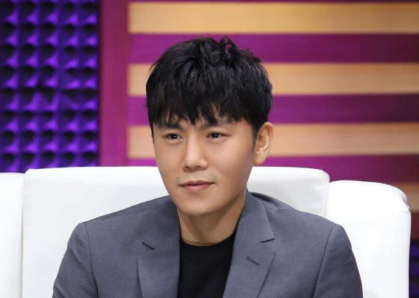 4去戛納無人識，為出名屢次整容，秦昊的“爆紅”離不開這6個女人