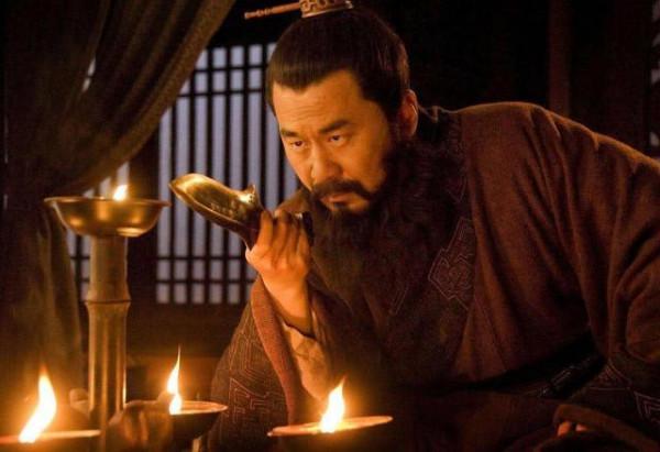 曹操培養了那麼多忠臣良將，為何司馬懿奪權時，無一人站出來反對