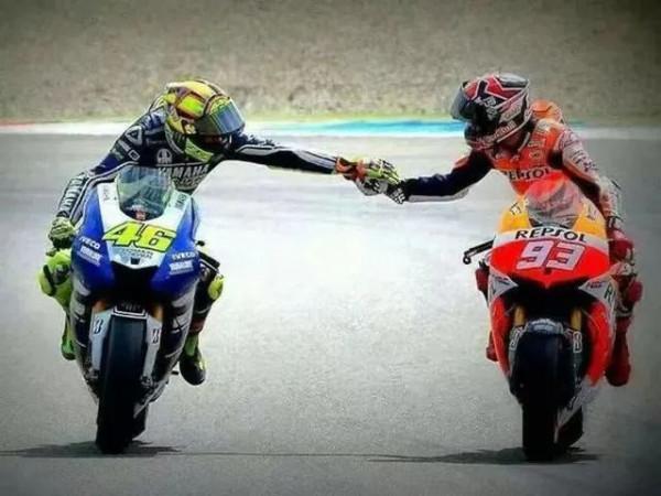VR46羅西完成職業生涯謝幕演出,入選MotoGP名人堂 VR46羅西完成職業生涯謝幕演出,入選MotoGP名人堂