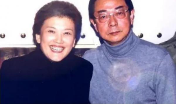 容貌出眾,60歲卻不生孩子的6位女星,楊麗萍為了跳舞拿掉孩子 容貌出眾,60歲卻不生孩子的6位女星,楊麗萍為了跳舞拿掉孩子