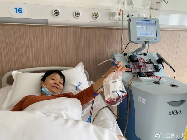 CAR-T 有多火？雖然是健康人，這位血液科醫生卻花 5 個多小時存細胞