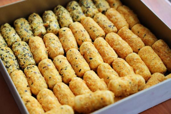 過年超火的零食，簡單0失敗，平底鍋就能做，酥脆拉絲，超好吃呀