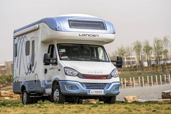 德國品質打造高階四季房車,雙層地板下沉水路,零下20度無懼嚴寒 德國品質打造高階四季房車,雙層地板下沉水路,零下20度無懼嚴寒