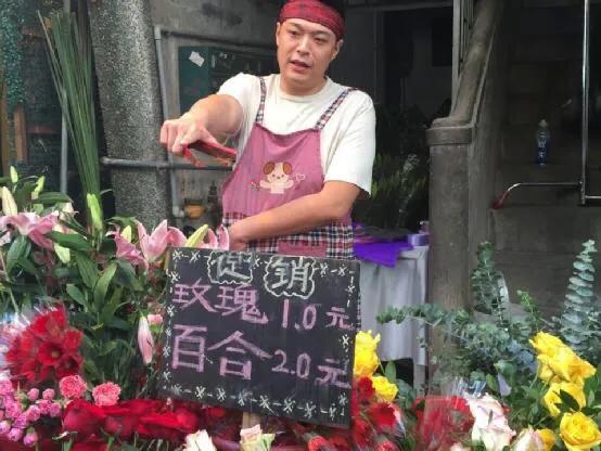 從相聲一哥到錢途盡毀,背叛郭德綱11年後,曹金正在自食其果 從相聲一哥到錢途盡毀,背叛郭德綱11年後,曹金正在自食其果