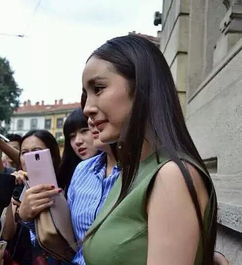 那些一刀切削骨的明星還好嗎?後遺症一大堆,小方臉成最大贏家 那些一刀切削骨的明星還好嗎?後遺症一大堆,小方臉成最大贏家