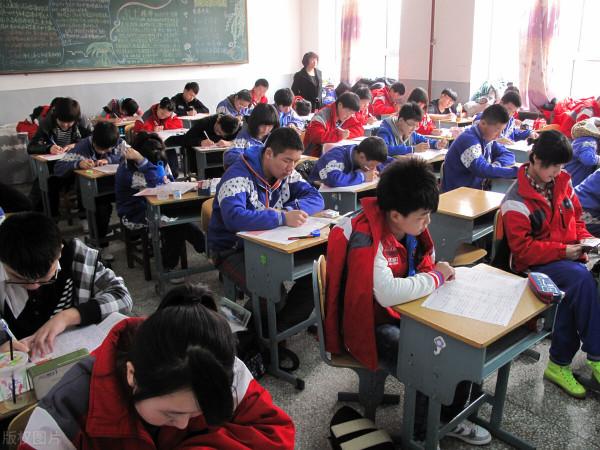 “減負提質”是應對選拔性考試的必然選擇