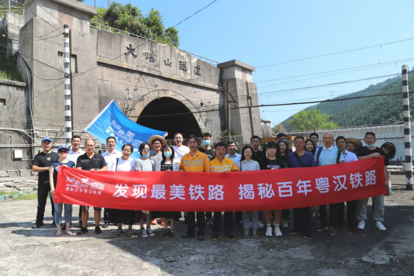 12種車型的模擬駕駛室！想不想來體驗？