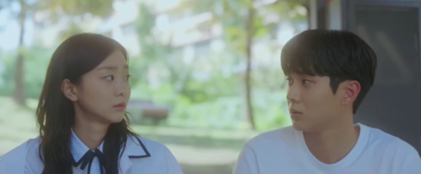 謝霆鋒、成龍來作配？爛片女王來對你們哥哥下手了