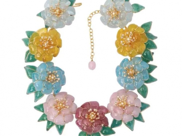 新年第一波種草，我看王鷗行