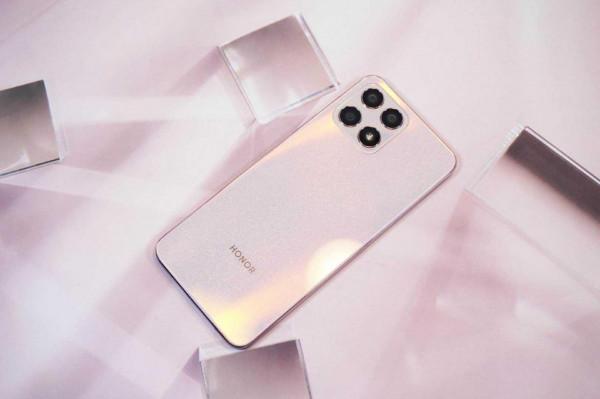 盤點四款輕薄手機：vivo、小米、OPPO、榮耀同臺競技，誰更有亮點