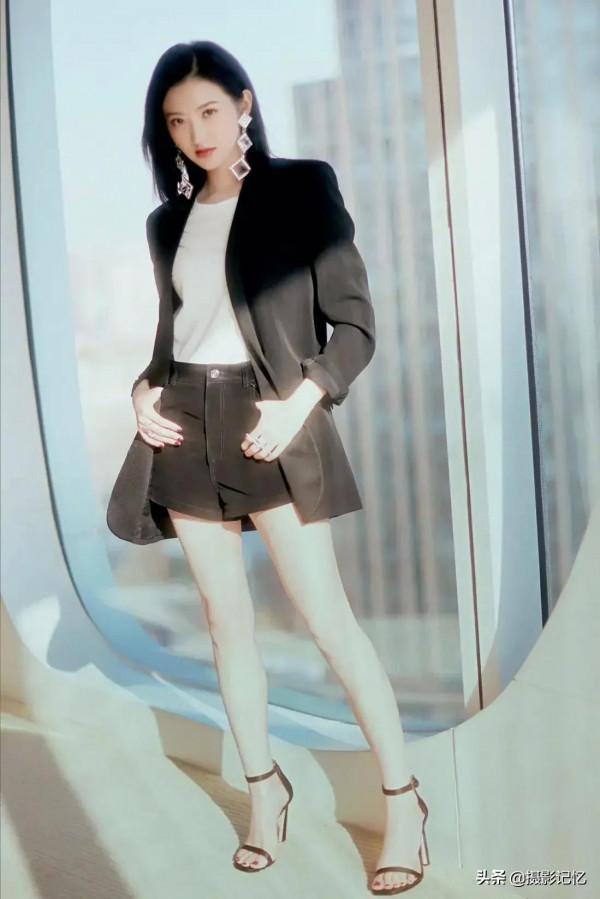 景甜：水靈秀氣