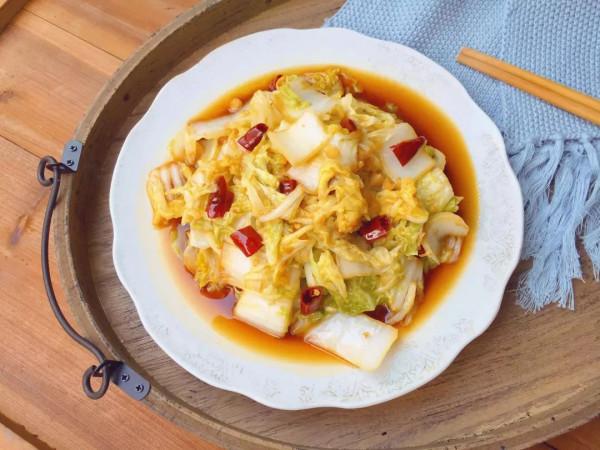 炒醋溜白菜,先放醋還是先炒白菜?大廚分享正確做法,看完明白了 炒醋溜白菜,先放醋還是先炒白菜?大廚分享正確做法,看完明白了