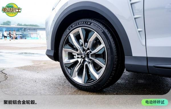 底盤緊 轉向精 場地試駕R汽車MARVEL R